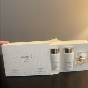 Decorte AQ Meliority Travel Set Intensive Emulsion, Lotion & Multi Cream NIB